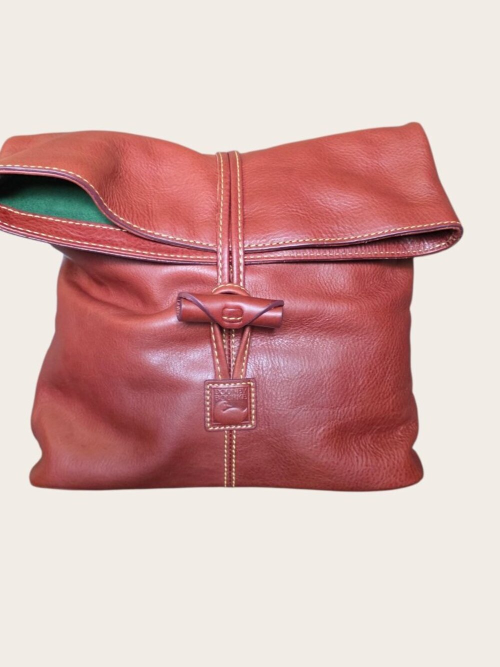 Medium Toggle Crossbody Chestnut Italian Leather - Picture 5 of 16